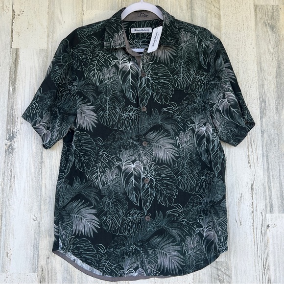 Tommy Bahama Other - NWT Tommy Bahama 100% Silk Mens S Shirt Casual Button Down Short Sleeve Tropical